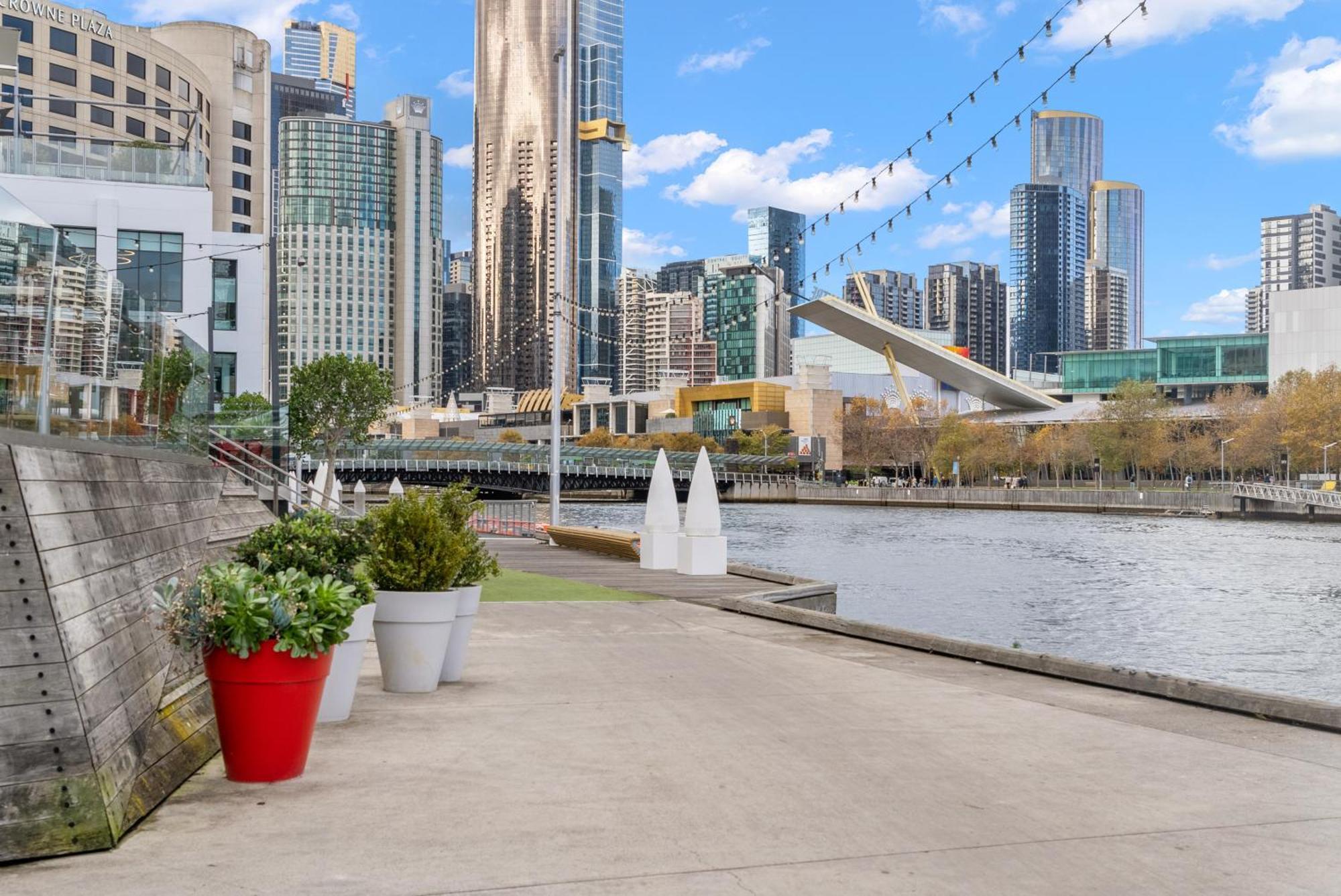 Resort Style Living Yarra Wharf Melbourne Exterior foto